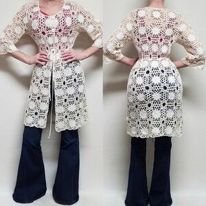 VINTAGE 60s Old Town White Floral Cream Crochet Tie-Waist Granny Square Cardigan